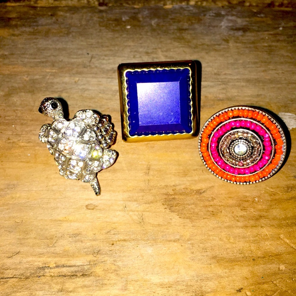Lot of 3 stretchy rings